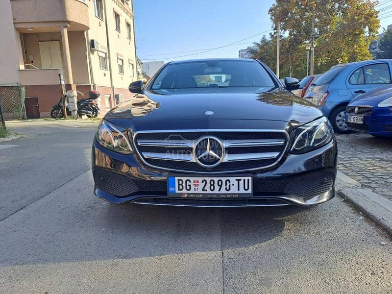 Mercedes Benz E 220 E 220