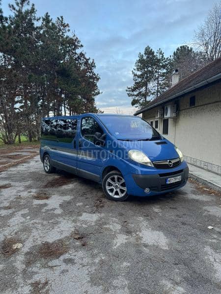 Opel Vivaro 