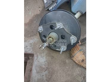 Vakum uredjaj za Nissan Micra od 2002. do 2007. god.