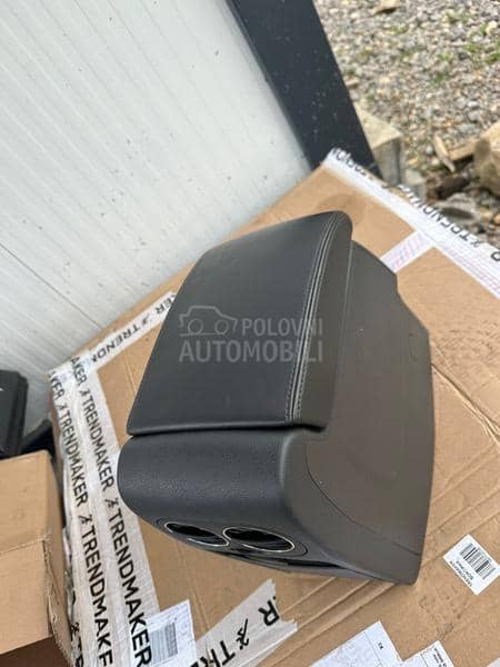 Naslanjač za ruku kožni