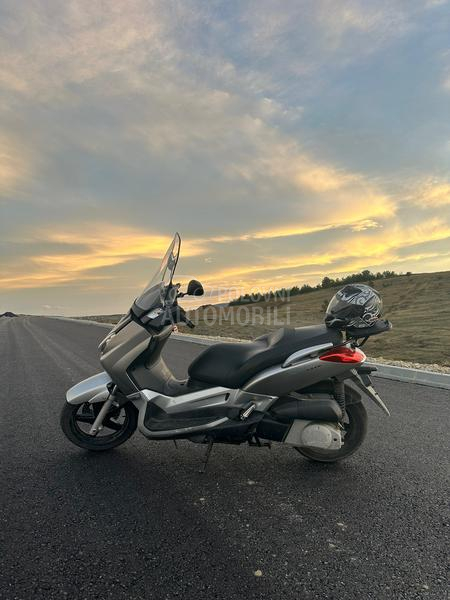 Yamaha X Max 250