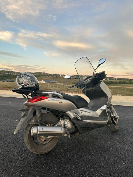 Yamaha X Max 250