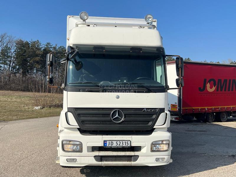 Mercedes Benz axor 1829