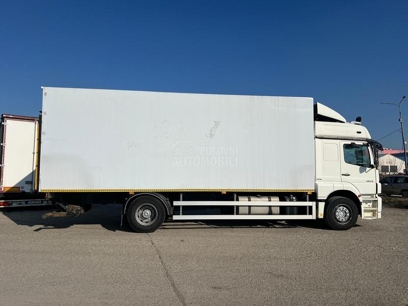 Mercedes Benz axor 1829