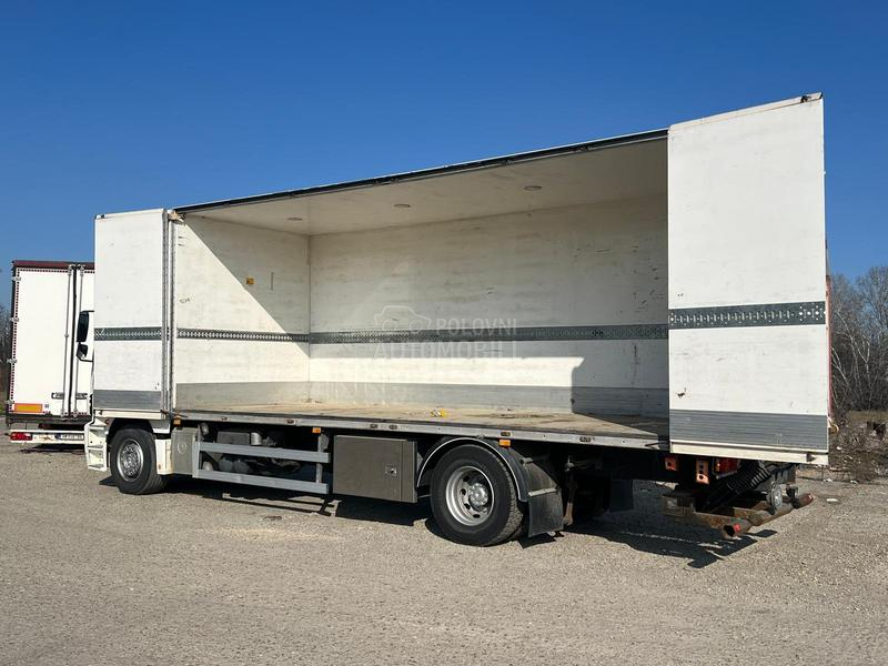 Mercedes Benz axor 1829