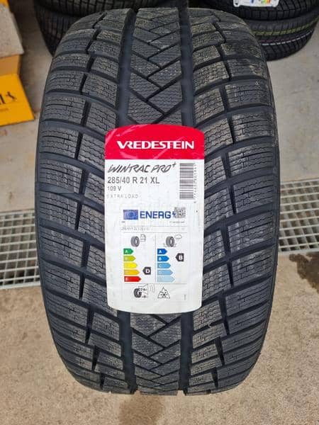 Vredestein 285/40 R21 Zimska