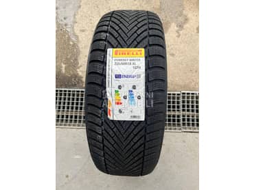 Pirelli 235/60 R18 Zimska