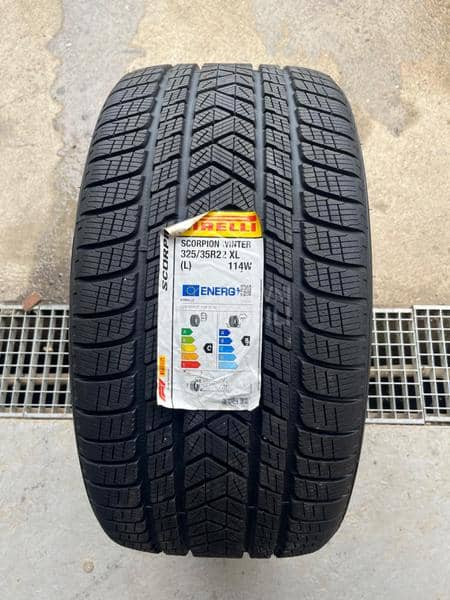 Pirelli 325/35 R22 Zimska