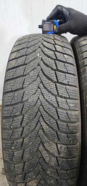 Nexen 225/60 R18 Zimska