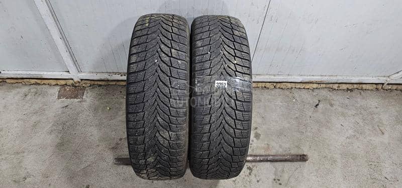 Nexen 225/60 R18 Zimska
