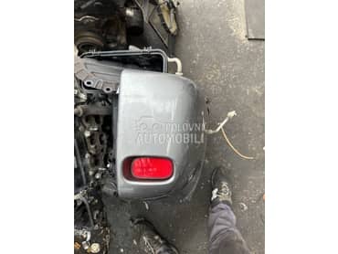 Branik za Toyota RAV 4 od 2002. do 2005. god.