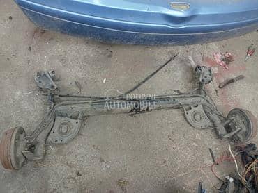 Zadnja torzija za Nissan Micra od 2002. do 2009. god.