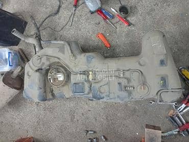 Rezervoar za Nissan Micra od 2002. do 2009. god.