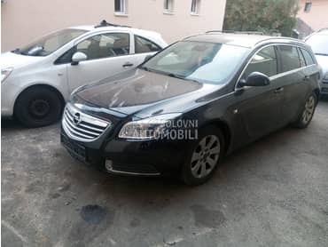 Opel Insignia 2011. god. -  kompletan auto u delovima