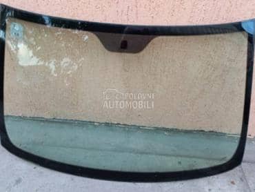 Vetrobransko staklo sa zamenom za Fiat Punto