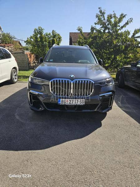 BMW X7 