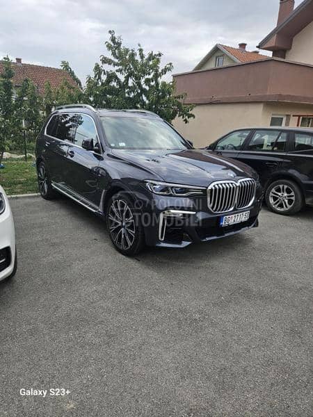 BMW X7 