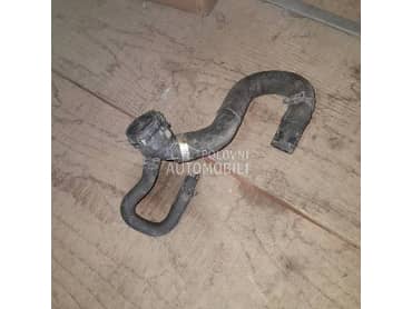 Crevo do malog hladnjaka za Audi A3 od 2013. do 2016. god.