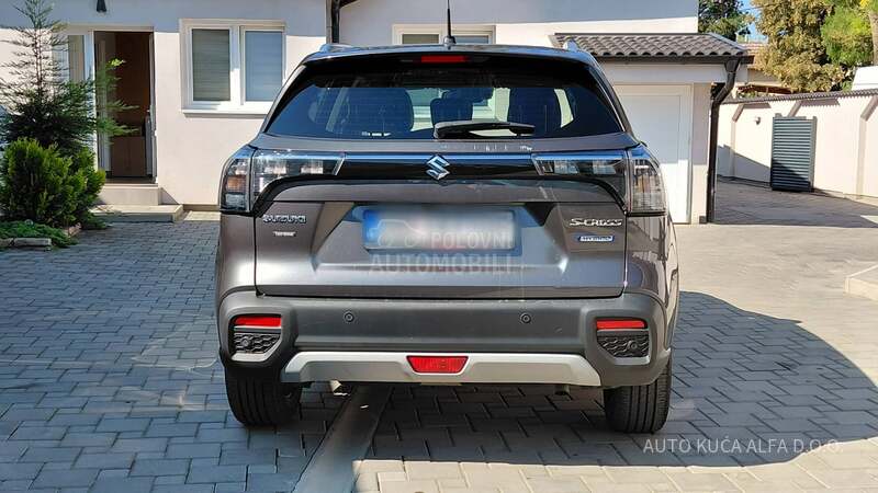 Suzuki SX4 S-Cross HYBRID