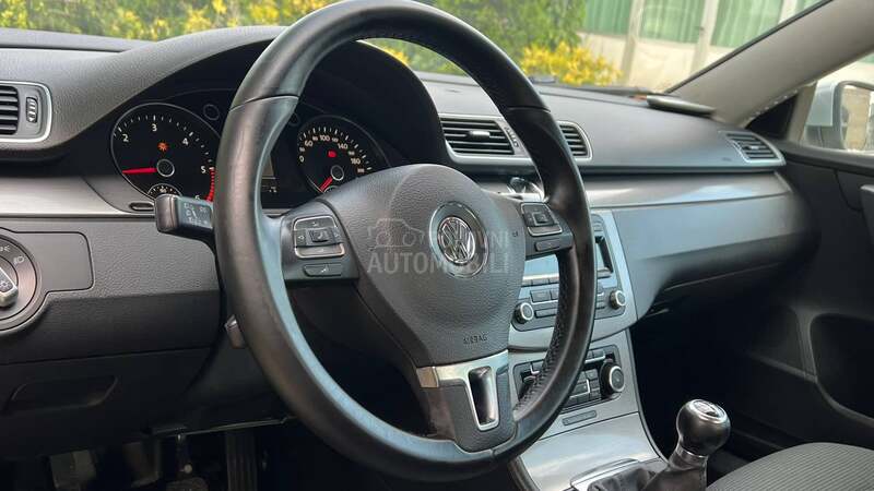 Volkswagen Passat B7 1.6TDI BLUEMOTION