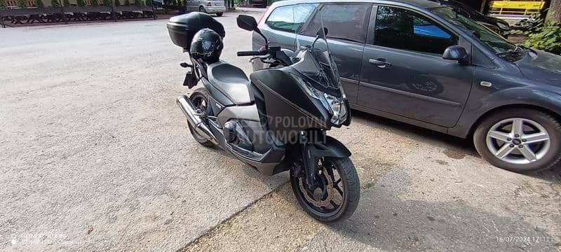 Honda Integra NC 700D