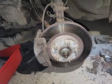 prednji diskovi kao novi za Nissan Qashqai, Qashqai + 2 od 2006. do 2014. god.