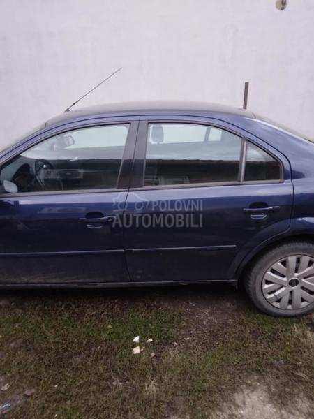 Ford Mondeo 16V