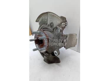 Prednja desna glavčina za Jaguar E-Pace od 2017. do 2021. god.