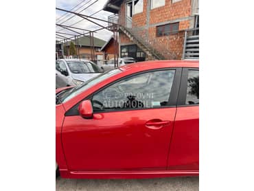 Prednja leva vrata hatchback za Mazda 3 od 2009. do 2012. god.