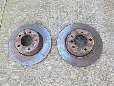 Diskovi prednji E60E61 za BMW Serija 5 od 2003. do 2010. god.