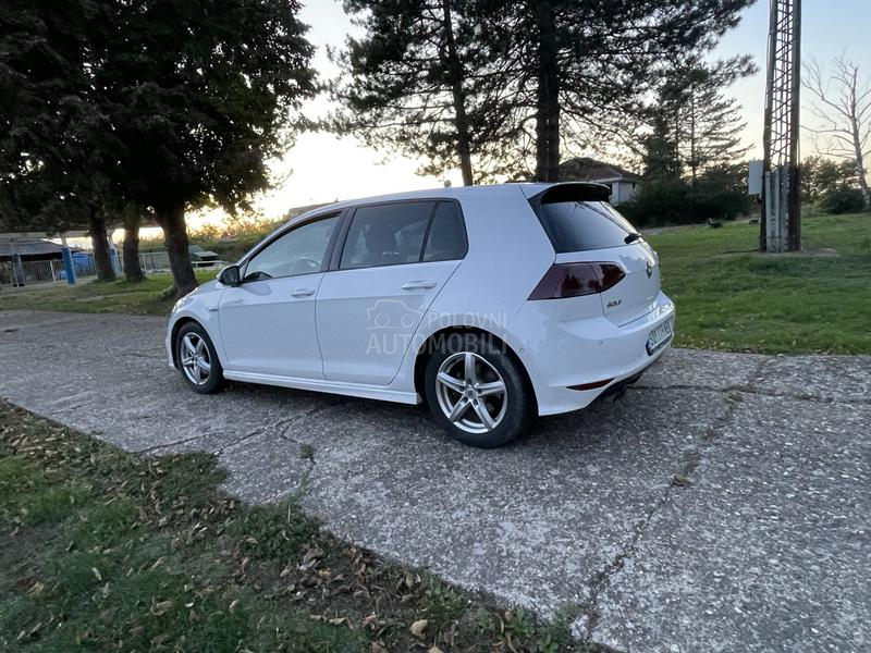 Volkswagen Golf 7 R Line