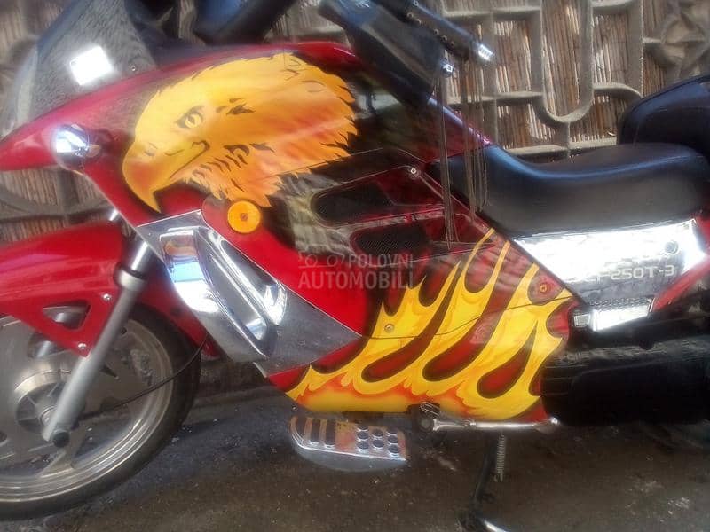 CFMOTO MOTOCIKL