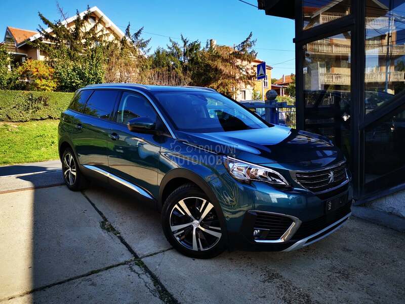Peugeot 5008 1.5BlueHDi Allure 7S