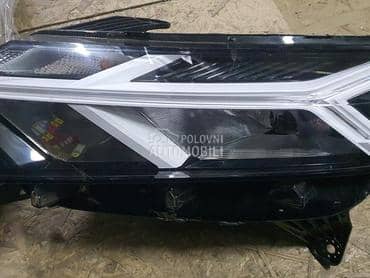 Far za Dacia Sandero