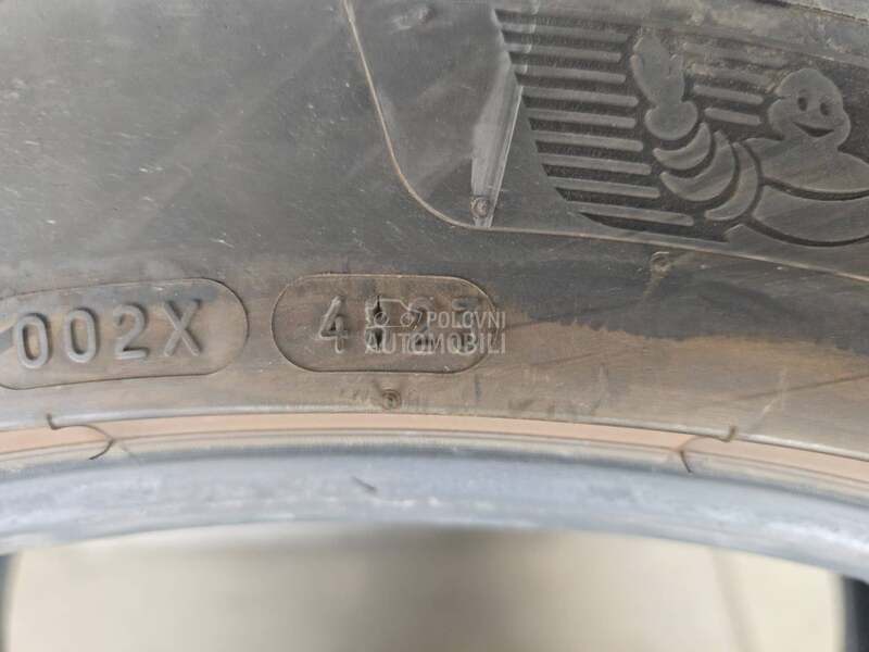 Michelin 325/35 R23 Zimska
