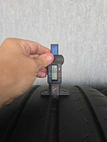 Michelin 325/35 R23 Zimska