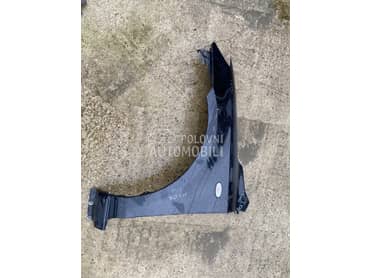 Levo krilo za Mazda 2 od 2003. do 2007. god.