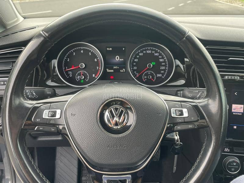 Volkswagen Golf 7 1.4 TGI Highline