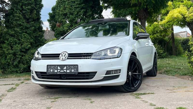 Volkswagen Golf 7 2.0TDI DSG PANO FUL