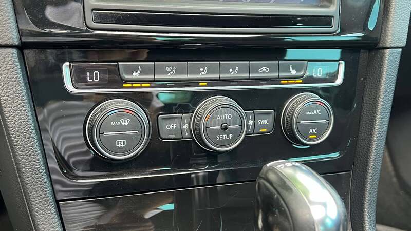 Volkswagen Golf 7 2.0TDI DSG PANO FUL