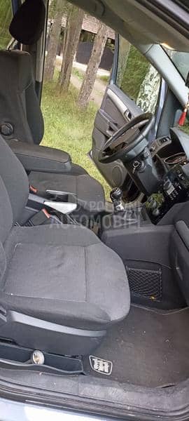 Opel Zafira 1.8