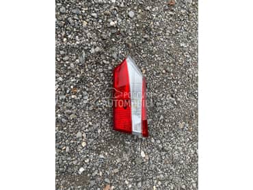 Desna Stop Lampa e16 e18 za Toyota Corolla od 2013. do 2016. god.