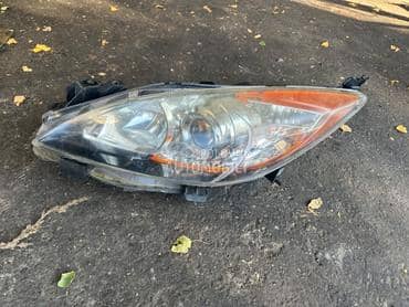 Far levi hatchback za Mazda 3 od 2009. do 2012. god.