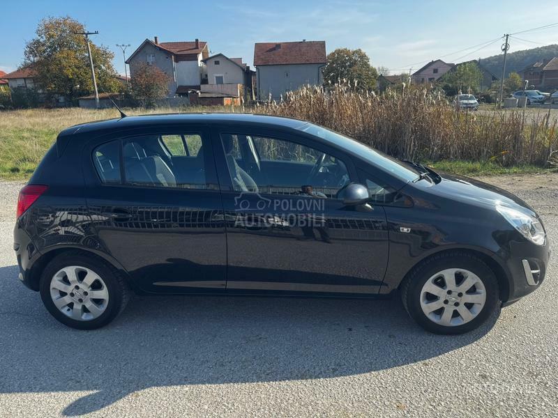 Opel Corsa D 1.3 CDTI SVAJCARSKA