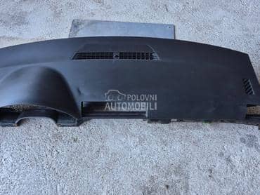 Enterijer Tabla za Audi A4 od 2002. do 2005. god.