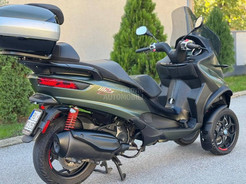 Piaggio MP3