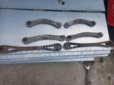 Zadnja ramena za Volkswagen Touareg