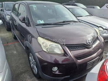 kompletan auto u delovuma za Toyota Urban Cruiser od 2009. do 2013. god.