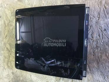 Multimedija za Renault Clio