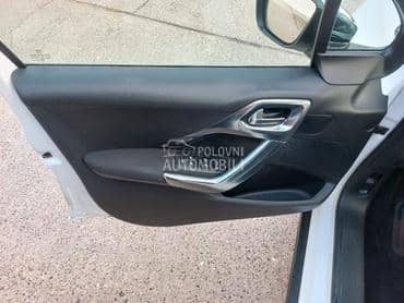 komande podizaca za Peugeot 2008 od 2012. do 2015. god.